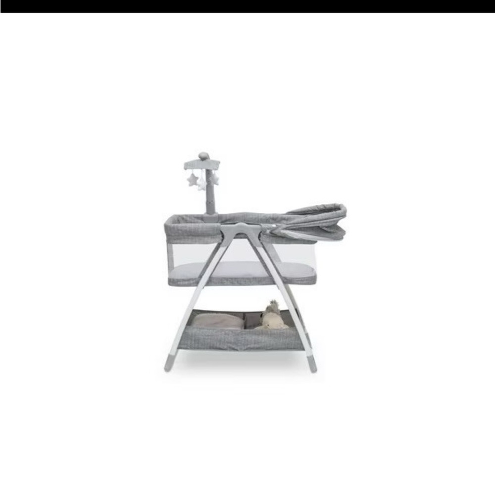Delta Children Gray Baby Bassinet with Mobile